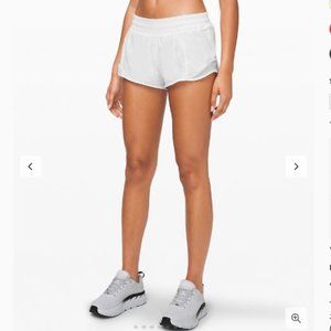 Classic Lululemon Hotty Hot Short II 2.5'' White